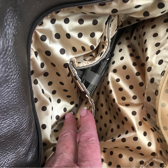 NWOT NEVER CARRIED Bling 
Med/Large Shoulder Hobo Bag - Picture 9 of 14